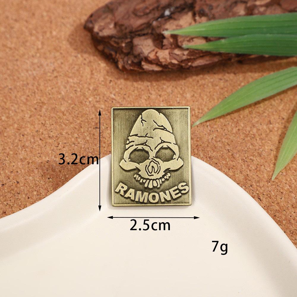 Creative Personality Brass Series Brooch Niche High-end Metal Badge Clothing Backpack Decorative Accessories