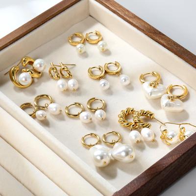 Elegant Baroque White Pearl Earrings Fashionable High-End Pearl Jewelry