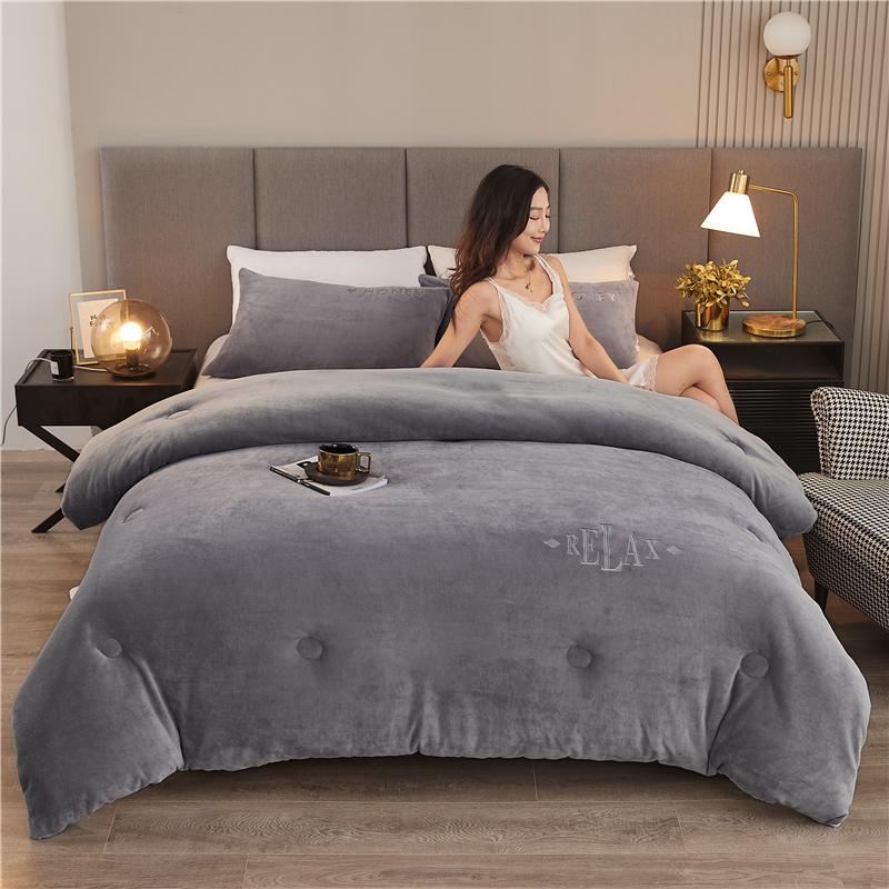 

Double Sided Milk Velvet Winter Comforter Thickened Warm Double Layer Flannel King Size Quilts for Bed Solid Soft Plush Duvets 1.5x2.0m 2.0kg