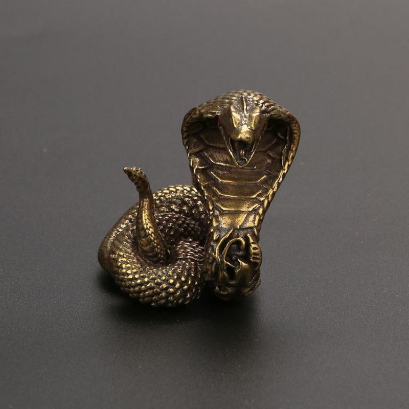 Statua di Cobra Boa Serpente in Bronzo Antico Mini Statue Animali Zodiacali in Rame Decorazioni da Scrivania Animali da Compagnia per Tè Ornamenti Artigianato in Ottone
