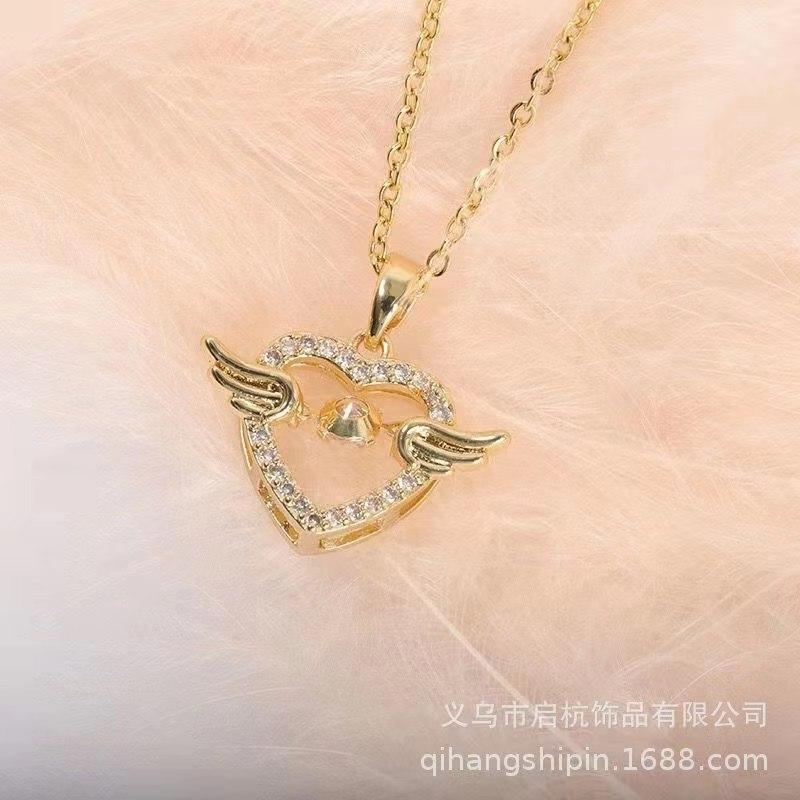 Wind Smart Love Necklace Women'S Simple Versatile Trendy Beating Heart Wings Pendant Slightly Inlaid Clavicle Chain