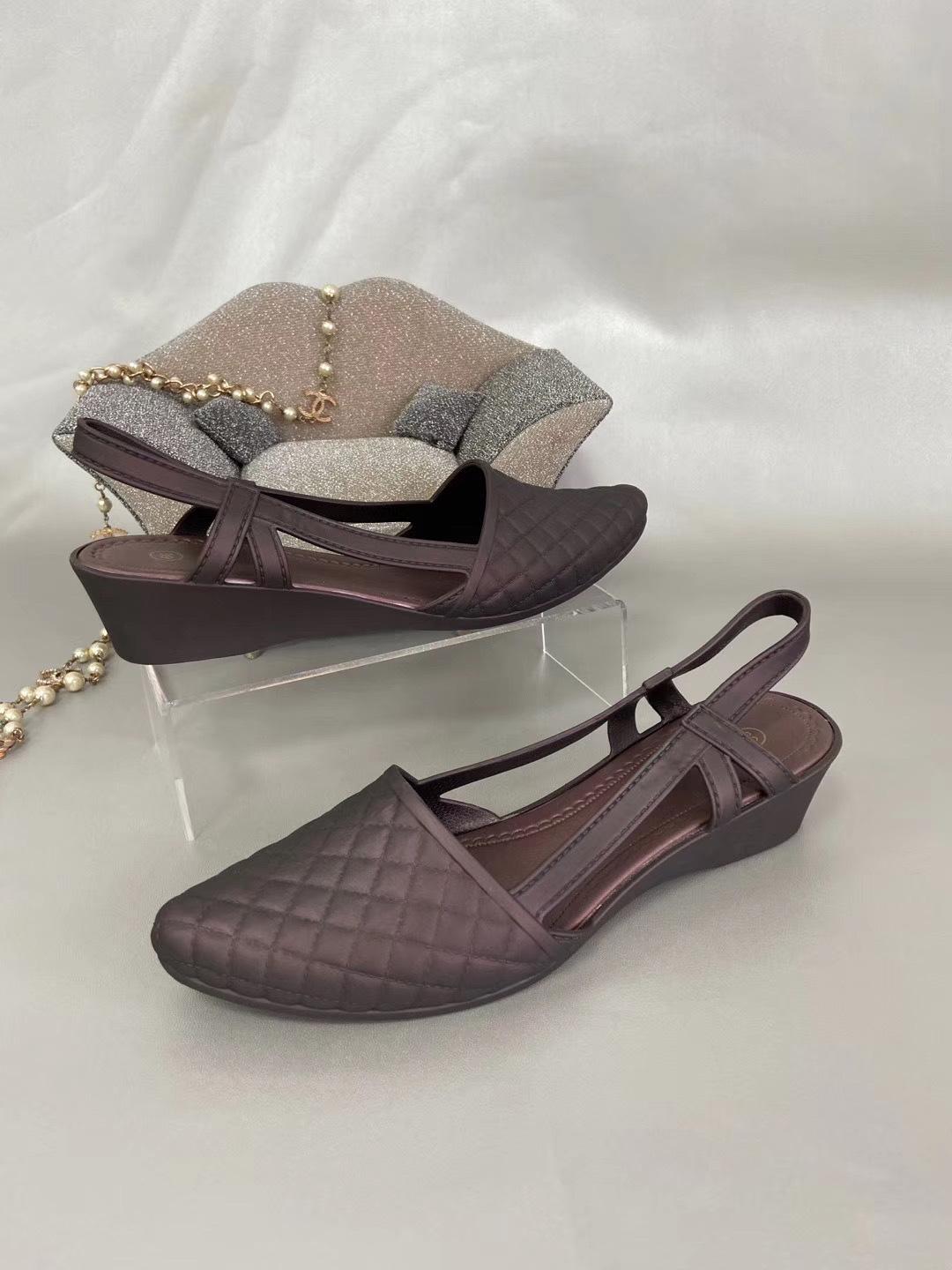 

Fashion casual single shoes women s spring and summer new women s wedge heel women s shoes pointed head shallow mouth simple work shoes low heel sanda 40 коричневий