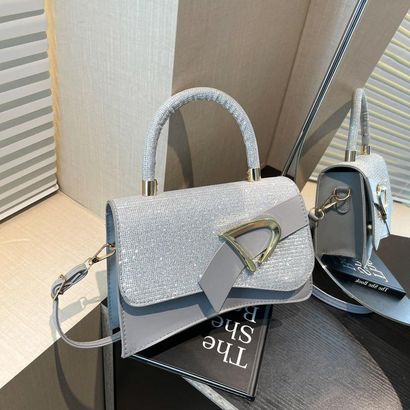 Fashion light luxury 2025 new foreign style Korean version popular retro casual solid color portable shoulder crossbody small square bag