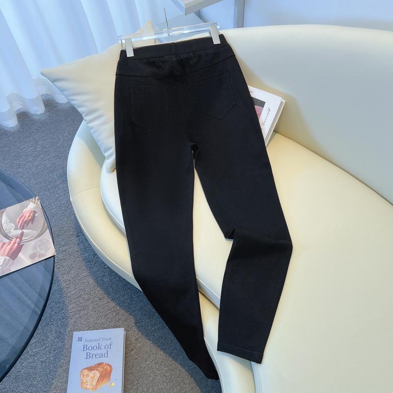 Autumn Black Slim Fit Cropped Women's Plus Size Elastic Waist Trousers - Slimming Casual Pants