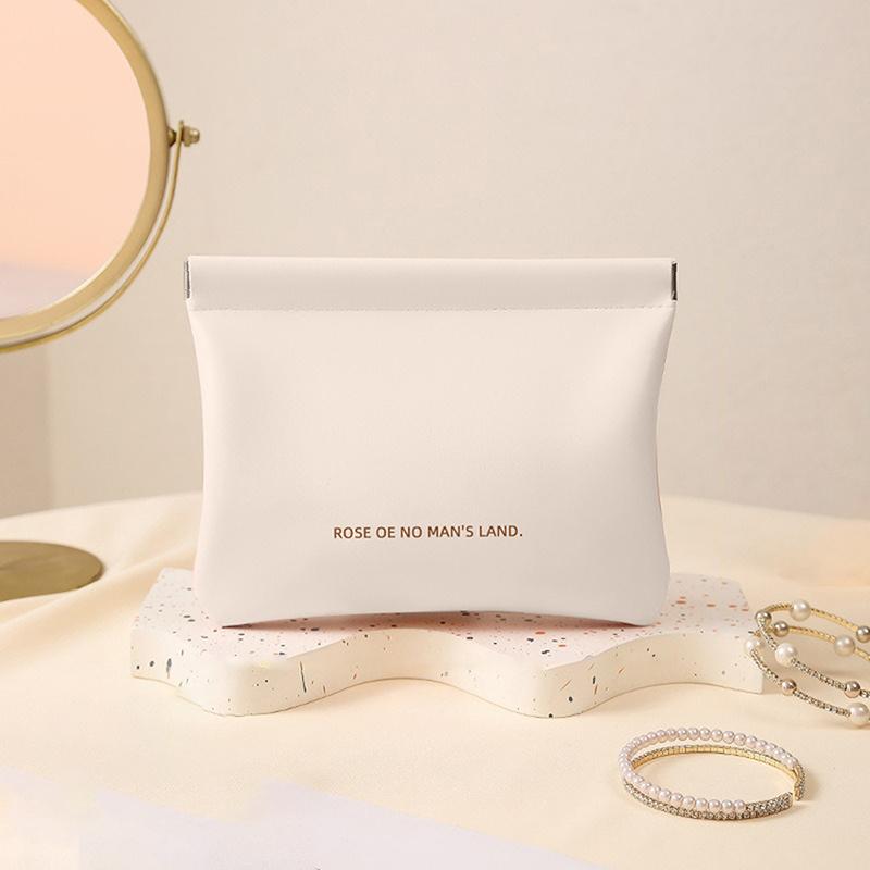Large Lipstick Data Line Bluetooth Headset Storage Bag Makeup Bag Charger Key Self-Closing Shrapnel Bag Portable Cosmetic Case