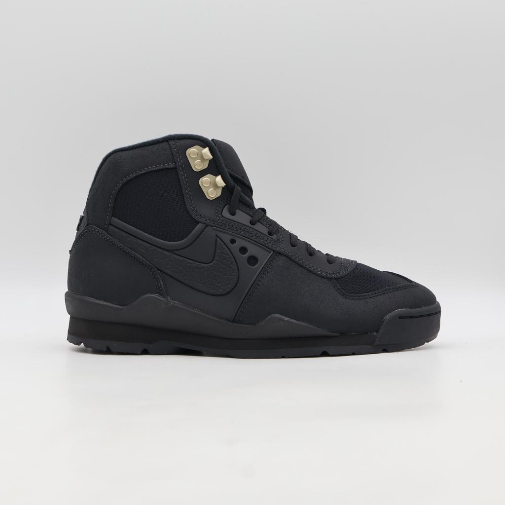 IH4450-001 Nike Baltoro High Black Metallic Gold (Men's)