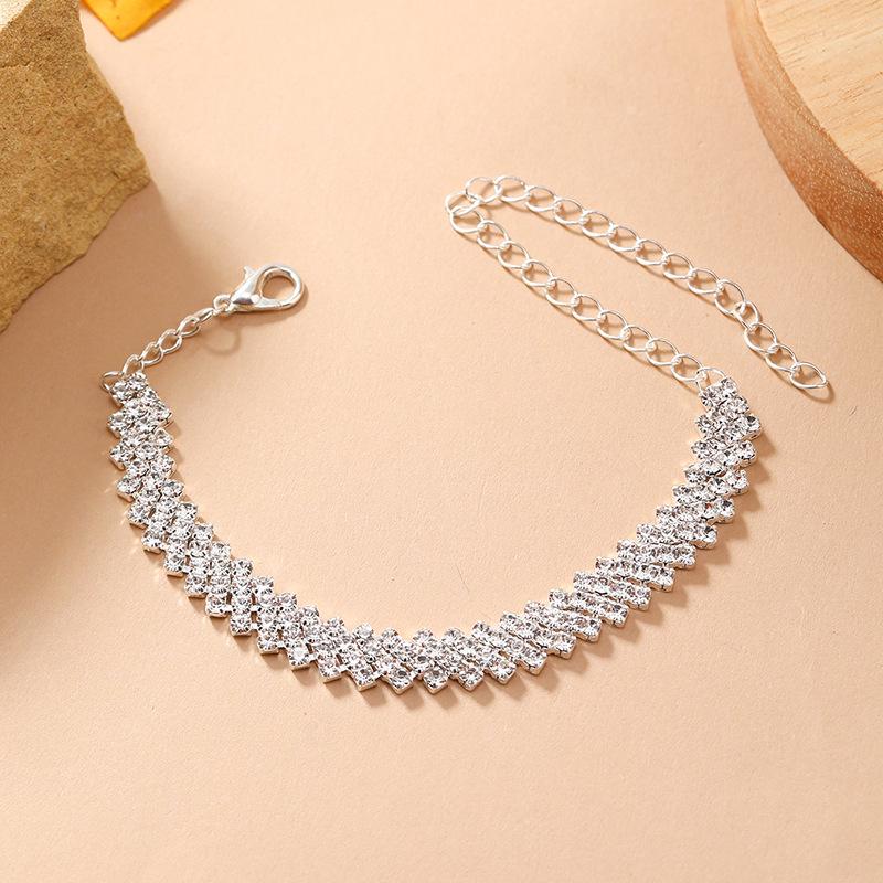 Elegant Rhombus Full Diamond Minimalist Bracelet with Trendy Personality and Light Luxury Design
