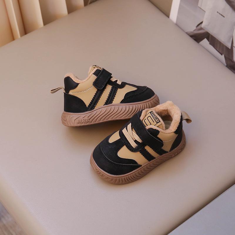 Baby boy shoes winter velvet soft sole 0-1 year old toddler shoes girls cotton shoes non-slip infant anti-kick shoes