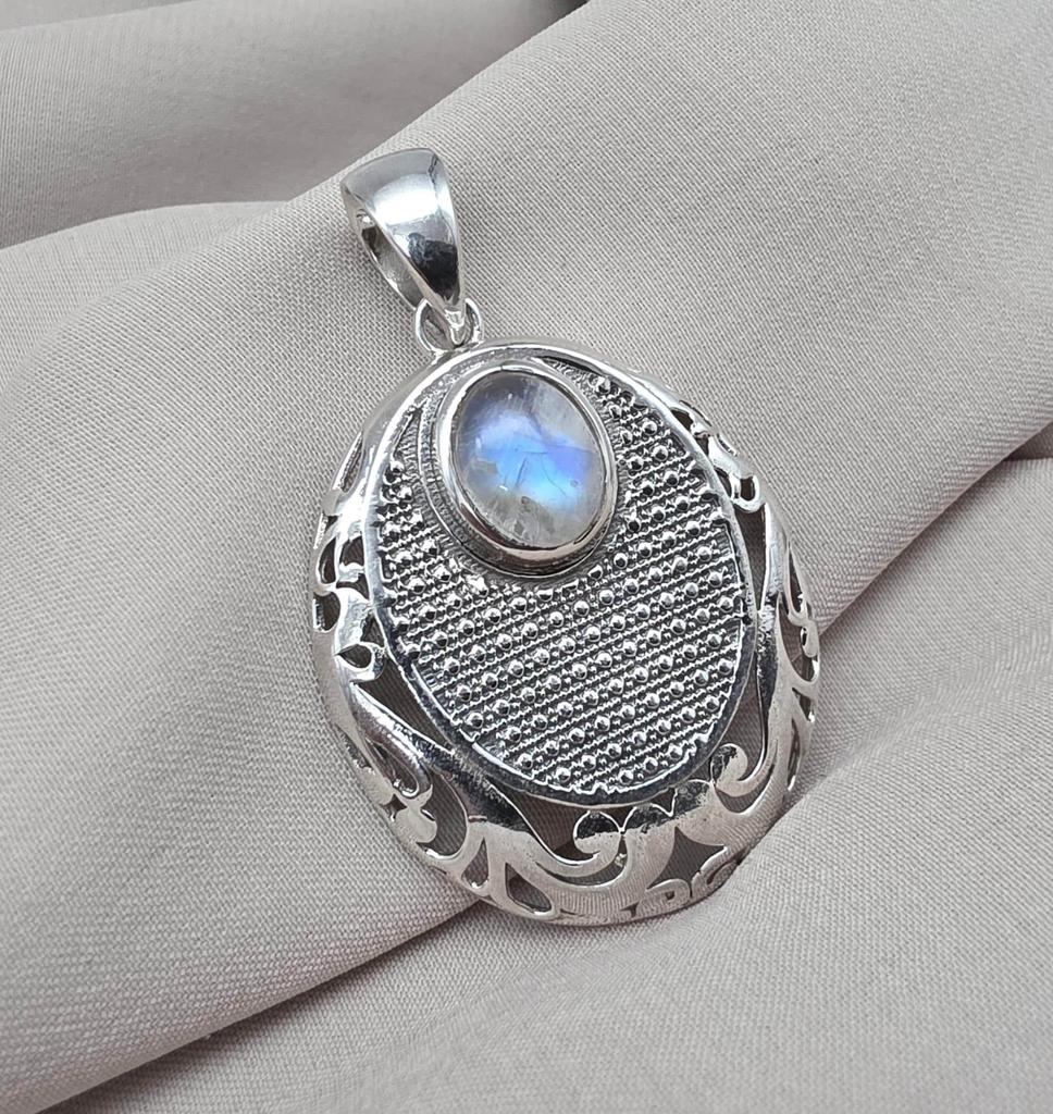 Rainbow Moonstone Pendant 925 Sterling Silver Moon Design Necklace June Birthstone Crystal Jewelry Gift