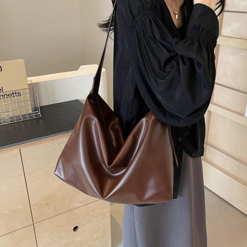 Korean Version of the Versatile Bag Simple Style Simple Fashion Shoulder Bag 2025 New Large-capacity Cross-body Shoulder Bag