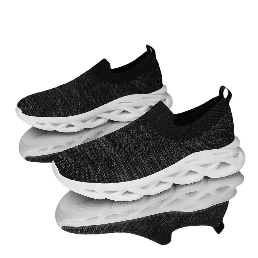 Outdoor hiking shoes single shoes summer sports fly-woven mesh shoes breathable and lightweight soft-soled travel socks shoes