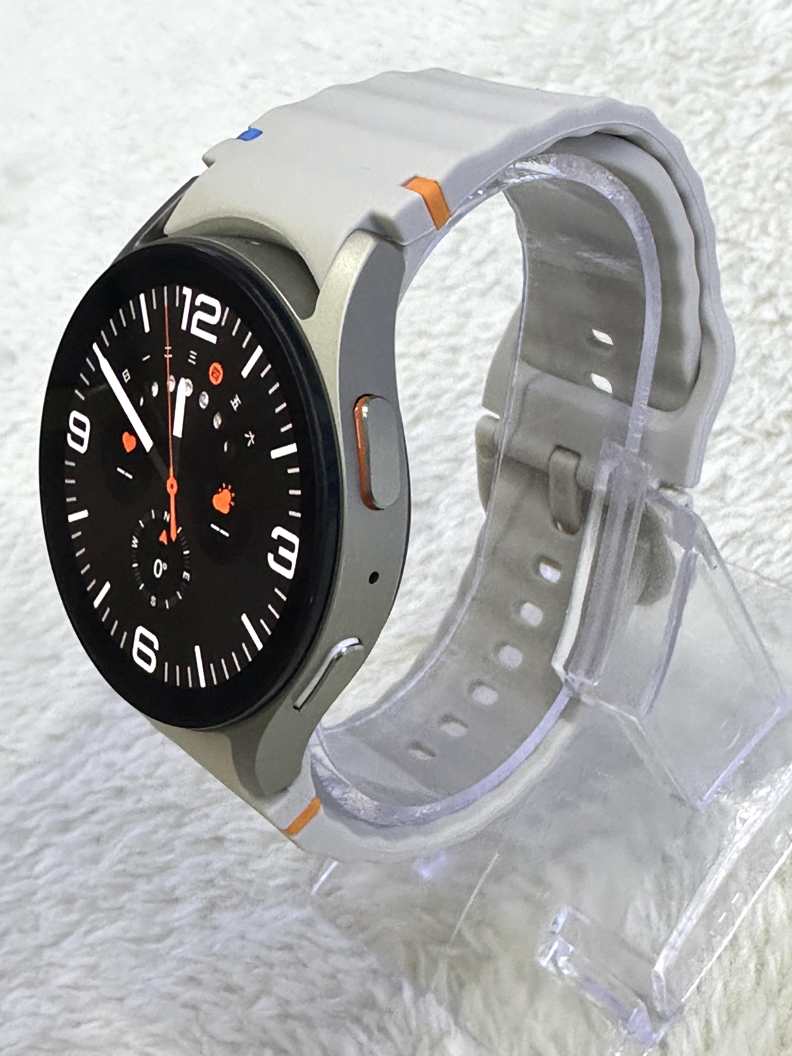 

HD Watch7 Mini Смарт-часы Экран AMOLED Мужские Женские Пользовательский BT Циферблат Голосовой вызов Мониторинг здоровья Отслеживание спорта 40 мм Смарт-часы серебряный