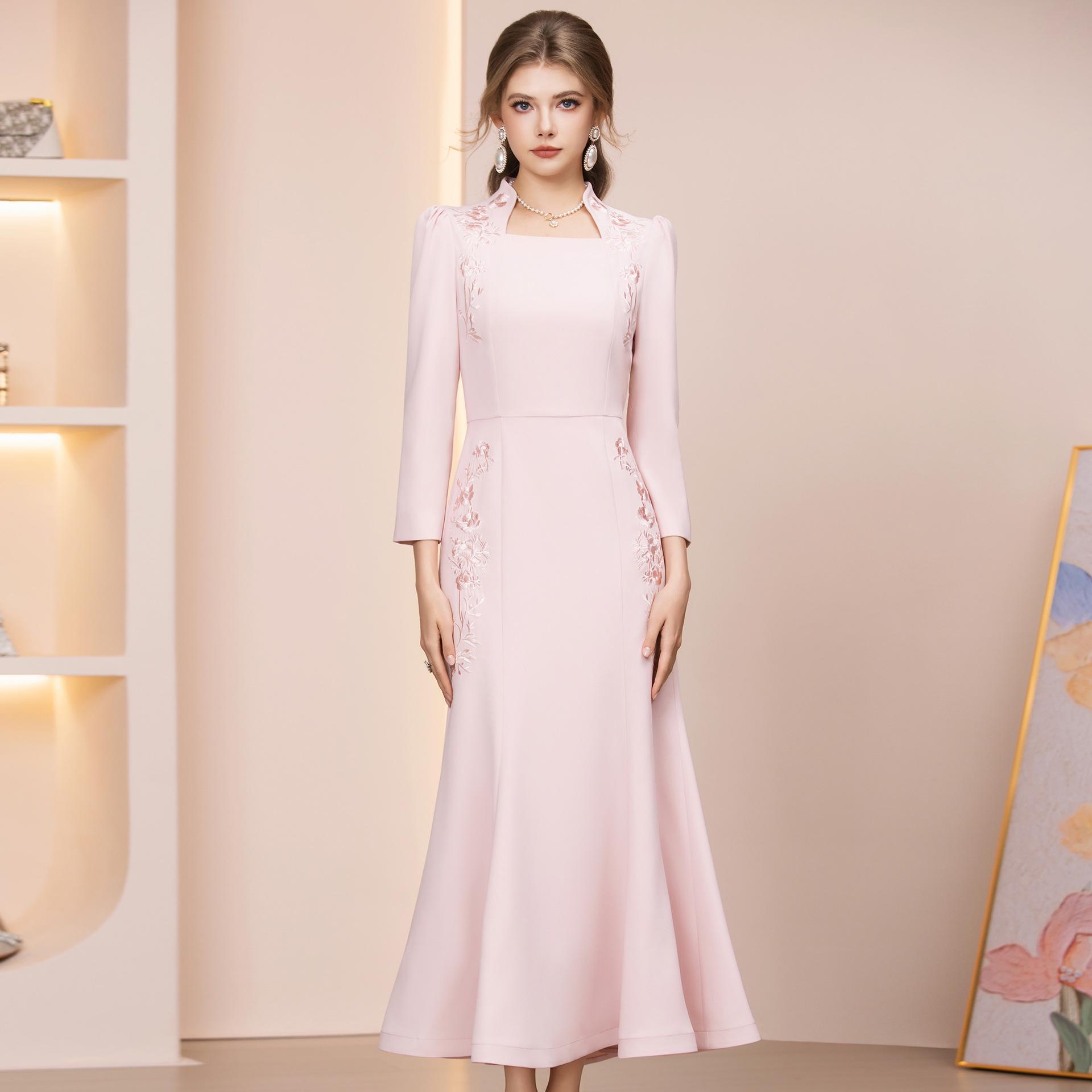 Zhi Li 2026 Spring Embroidered Mermaid Bodycon Dress L