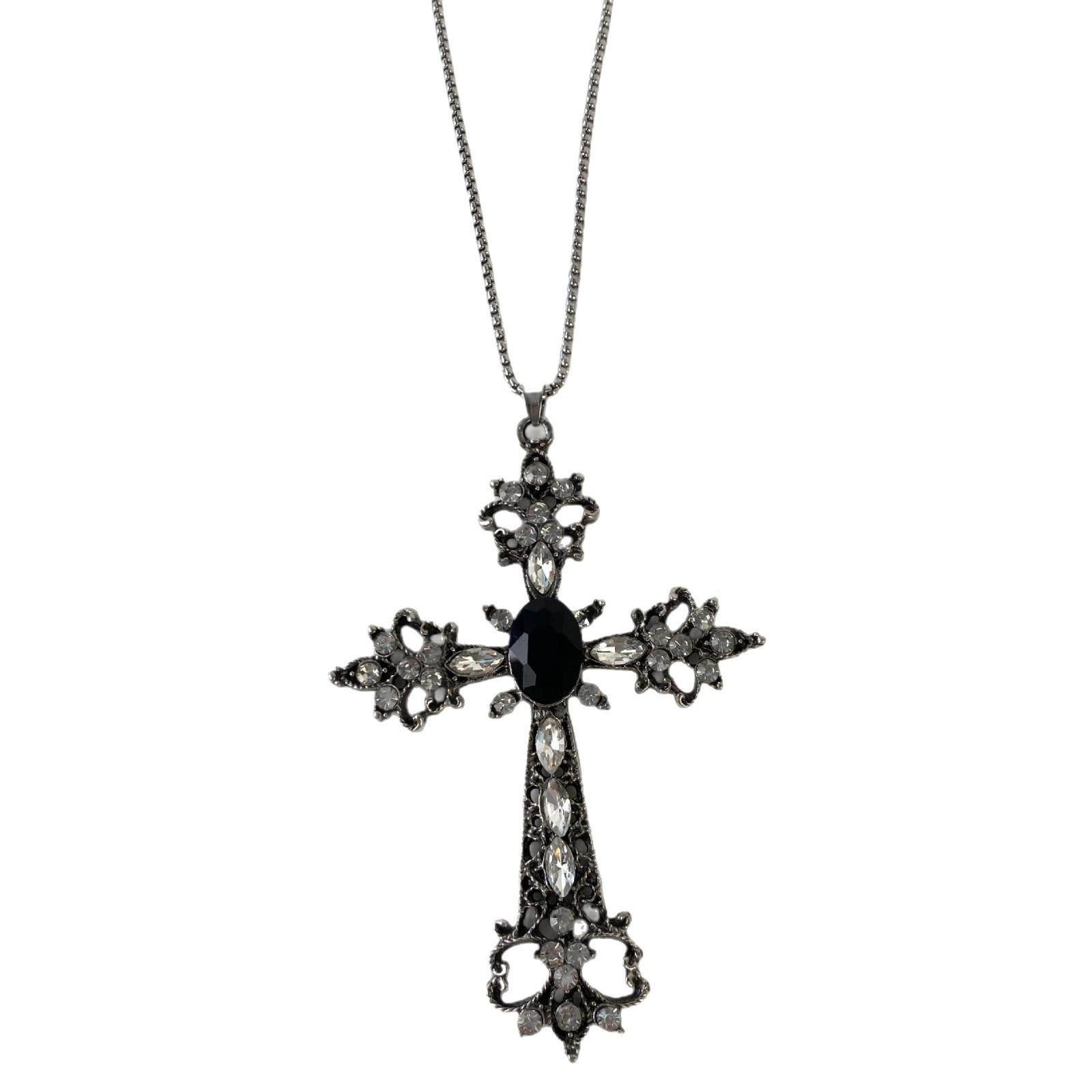 Heavy industry exaggerated zircon cross necklace female niche personality cool punk ins style versatile collarbone chain accessories