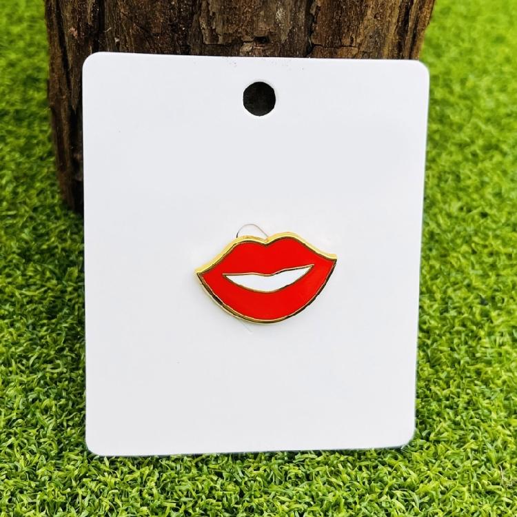 Fashion Enamel Pin Mouth Shaped Brooch Elegant Jackets Bag Backpack Badge Eye Catching Accessory for Trendsetters
