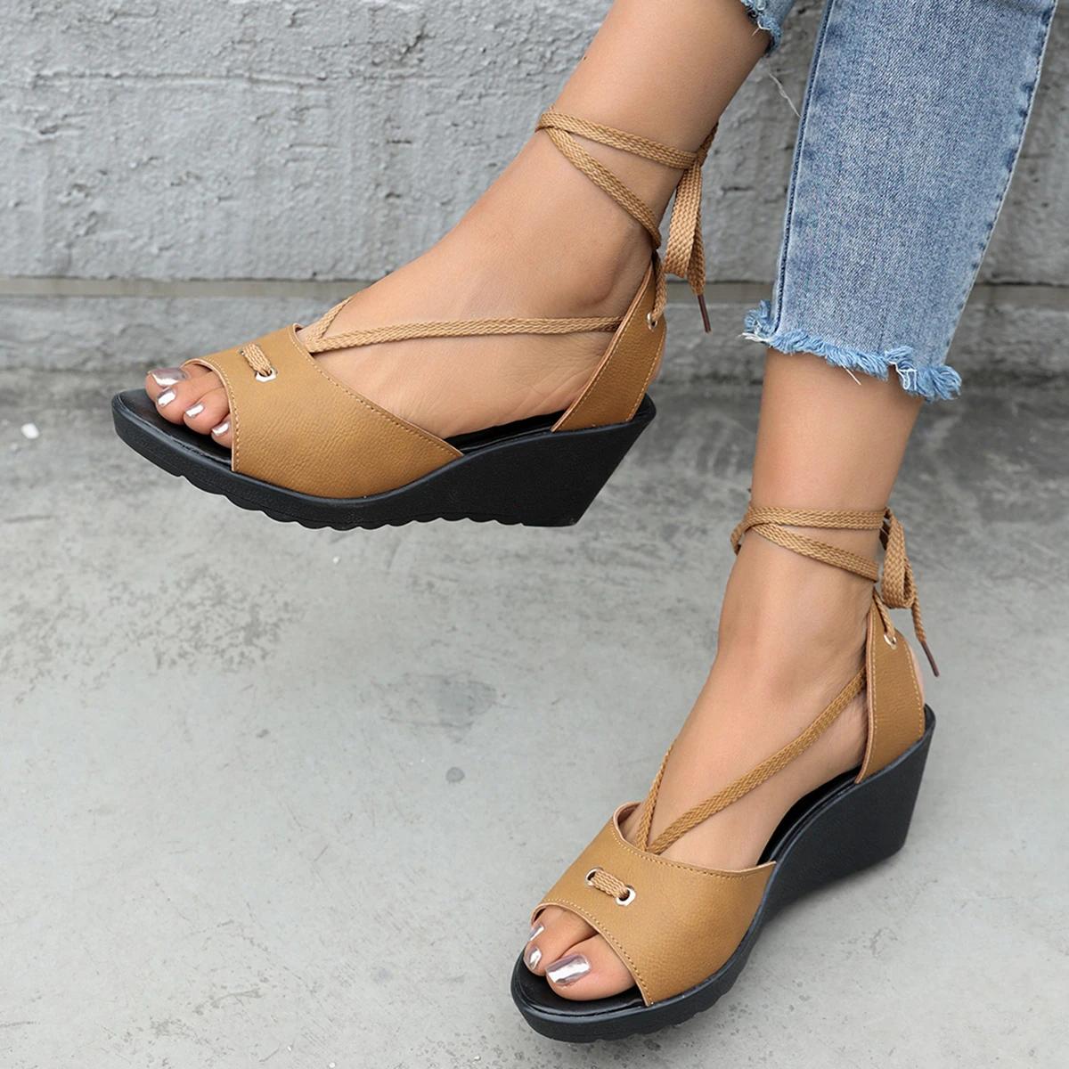 

2025 Новые Роскошные Красные Бежевые Босоножки с Открытым Носком Женские Летние Сандалии на Танкетке Стразы Удобная Платформа Сандалии в Римском Стиле 43 жёлтый