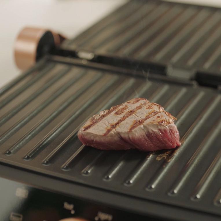 Arçelik TM 9046 S 2400 W Gurme Black Professional Toaster