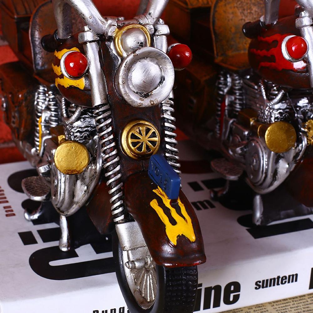 Vintage Retro Motorcycle Model, Miniature Zinc Alloy Bike Sculpture for Desk Shelf Decor, Collectible Zakka Craft Gift