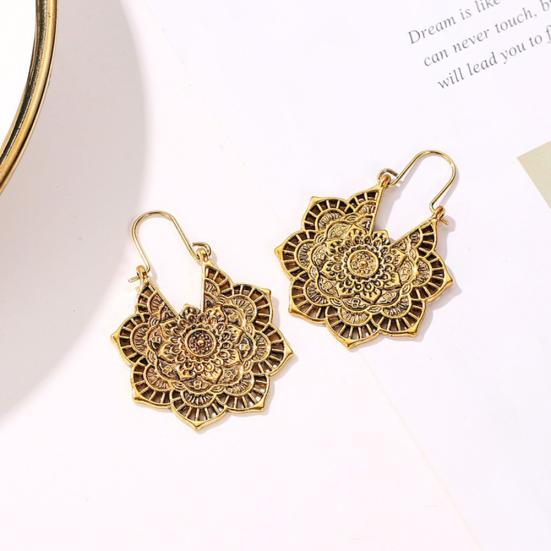 Vintage Women Hollow Out Carved Flower Dangle Leverback Earrings Jewelry Gift