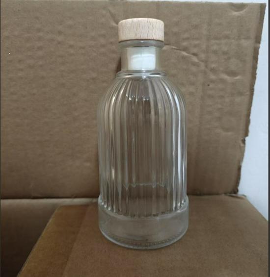 150ml Transparent Mini Glass Bottle for Liquor, Cold Brew Coffee, Fruit Wine, and Dispensing, with Sealed Two Ounce Capacity