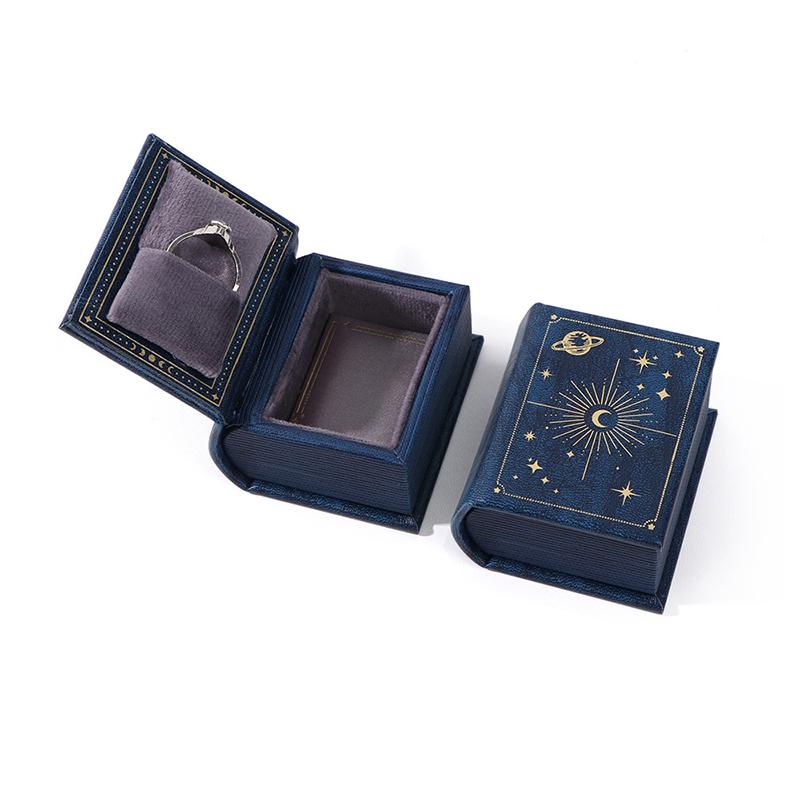 1Pc Pu Leather Book-Shaped Ring Box With Suede Fabric Lining Creative Flip Lid Magnetic Ring Holder Jewelry Gift Case Accessorie