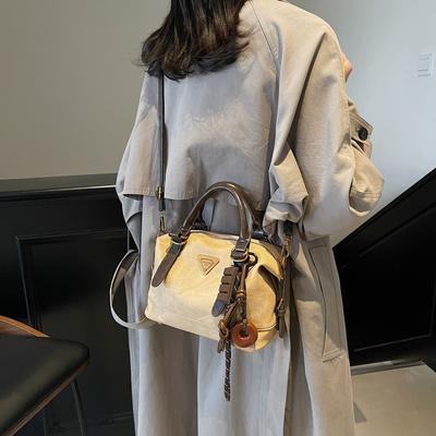 Premium Portable Small Square Bag Korean Version Retro Fashion Casual Shoulder Bag 2025 Autumn and Winter New Trendy Messenger Bag