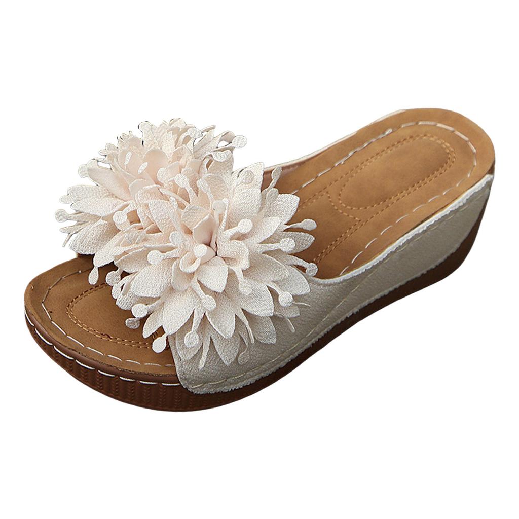 Thick Soled Wedge Heeled Women'S Slippers Fashionable And Casual Flower Shaped Dad Sandals For Women Women'S Heel Sandal Heeled
