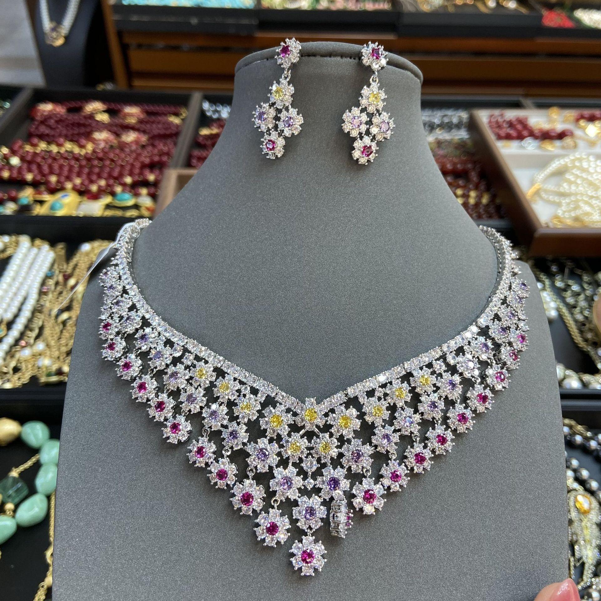 

Комплект из цветного циркония, свадебное ожерелье, свадебные аксессуары, женская одежда для ужина, роскошные цветочные серьги, ожерелье, комплект из двух предметов