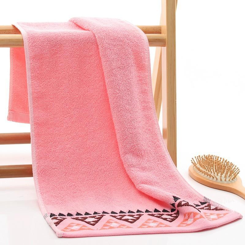 Absorbent Thickened Pure Cotton Bath Towel with Embroidered Souvenir Design