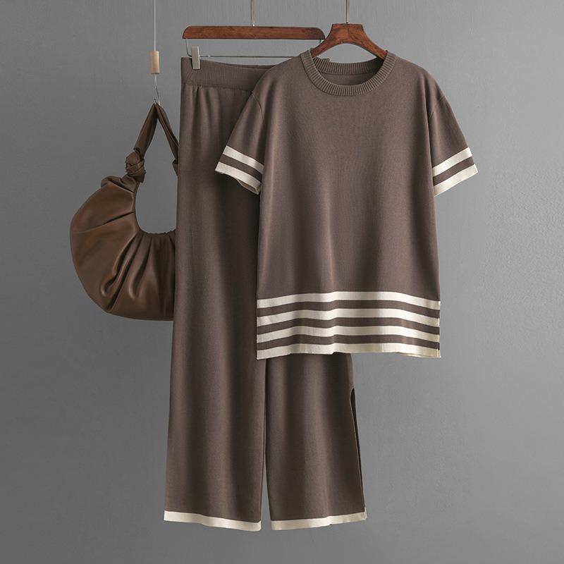 Contrasting striped split-ended short-sleeved knitted sweater + high-waisted and thin wide-leg pants and trousers fashionable and casual two-piece set
