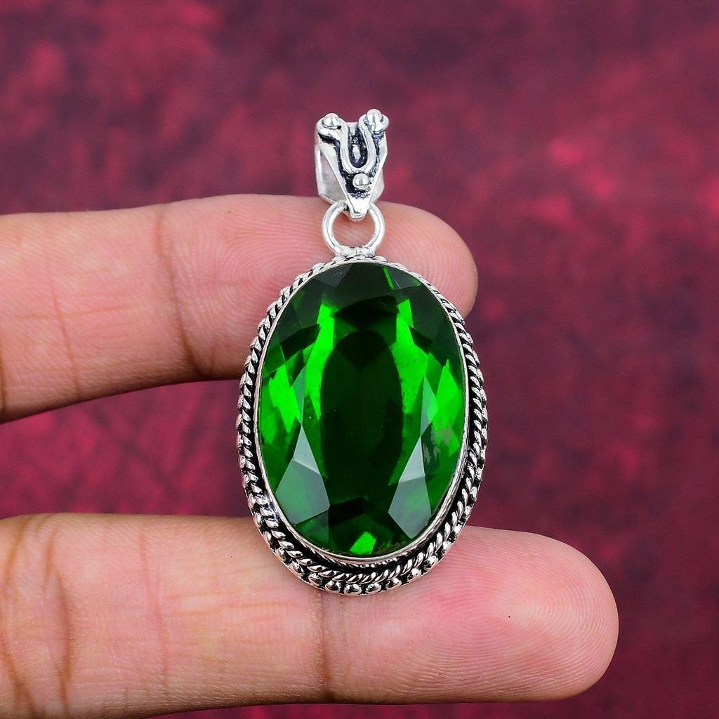 Pendentif en pierre précieuse fait main en diopside chromé, pendentif en argent sterling massif 925, pendentif de bijoux au design unique