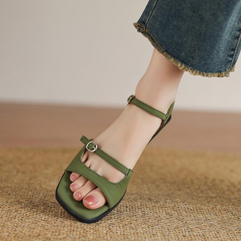 

Summer women s one-word strap sandals new rubber soft-soled flat-soled sandals buckle round-head women s shoes Korean version large-size shoes 39 зелёный