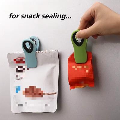 Multi-functional Fridge Magnets Sealing Clips Refrigerator Magnetic Clips for Budget Sheet List Notes Moisture-proof Snack Clip