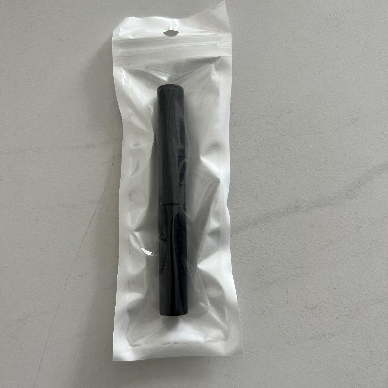 

Портативные Bluetooth-наушники и ручка для чистки клавиатуры