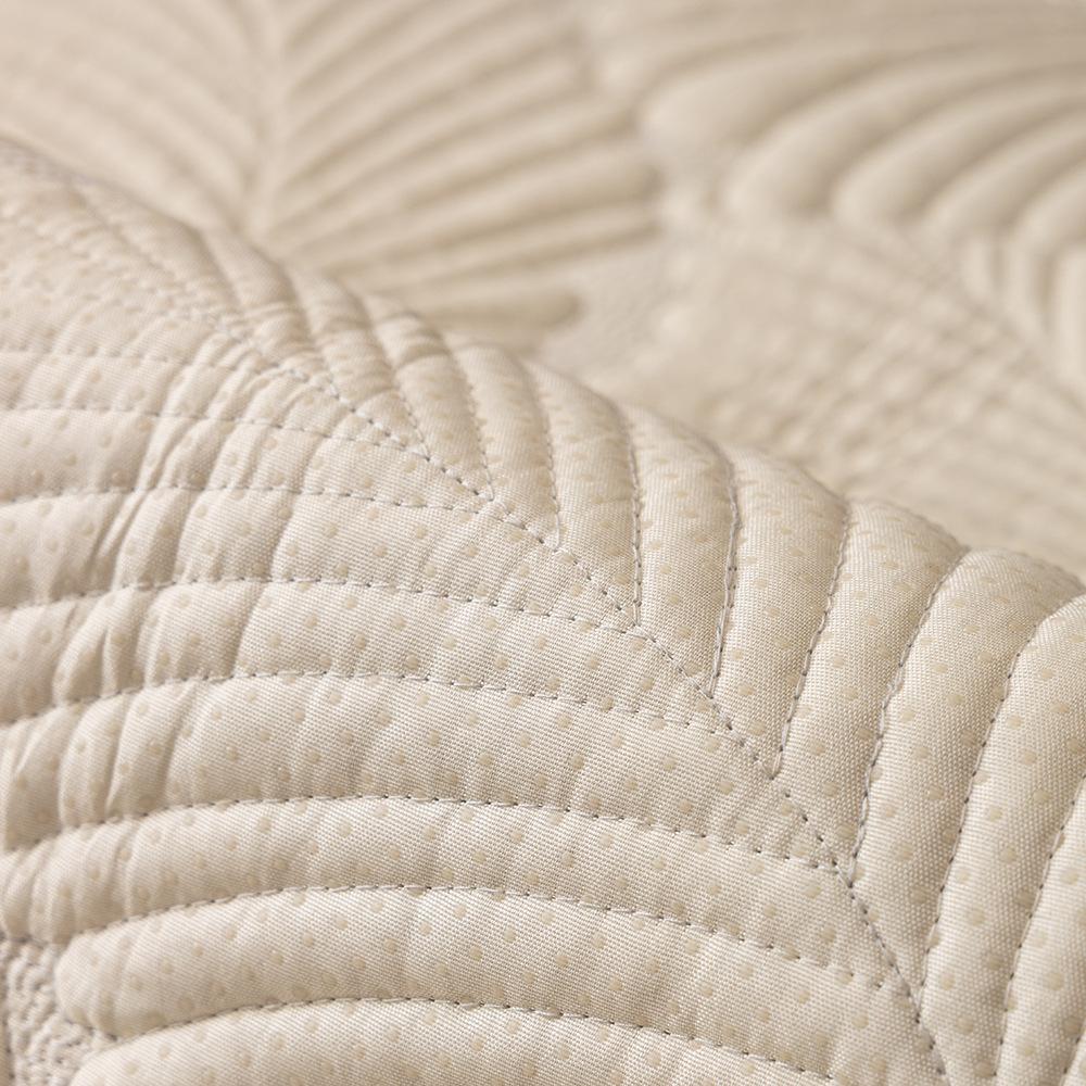 Milk Velvet Plantain Leaf Sofa Cushion, Simple And Non-Slip Nordic Crystal Velvet Seat Cushion, Cover Cover, Universal Backrest Towel For All Seasons