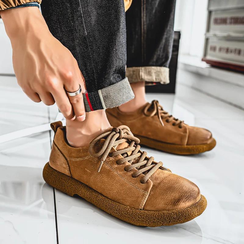 Fashion British Style Flat Designer Driving Shoes Men Minimalist Split Leather Casual Leather Oxford Shoe Comfy Lace-Up Walking Sneakers