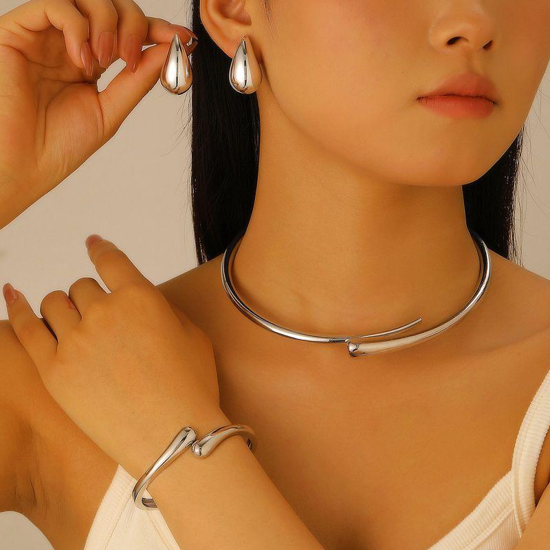 European and American Cross-Border Personalized Geometric Metal Glossy Spring Open Choker Bracelet for Women Punk Simple Necklace Choker