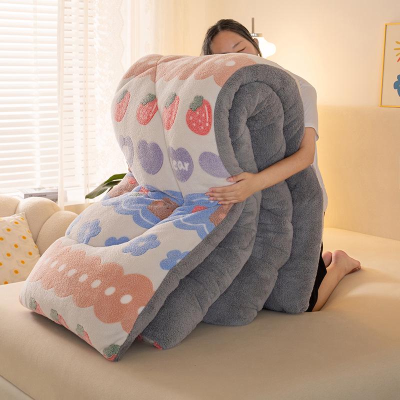 Thickened Winter Coral Fleece Blanket with Snowflake Design for Dormitory Mattresses