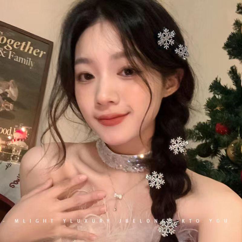 Sliver Color Snowflake Hair Clip Women Girls Sweet Bangs Side Clip Glitter Shiny Edge Hairpins Christmas Xms Headwear