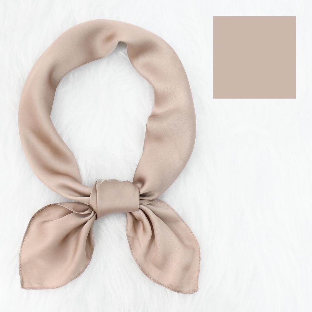 Women'S New Fashionable Atmosphere Simulation Silk Scarf Neck Protection Scarf Spring Summer Autumn Square Scarf