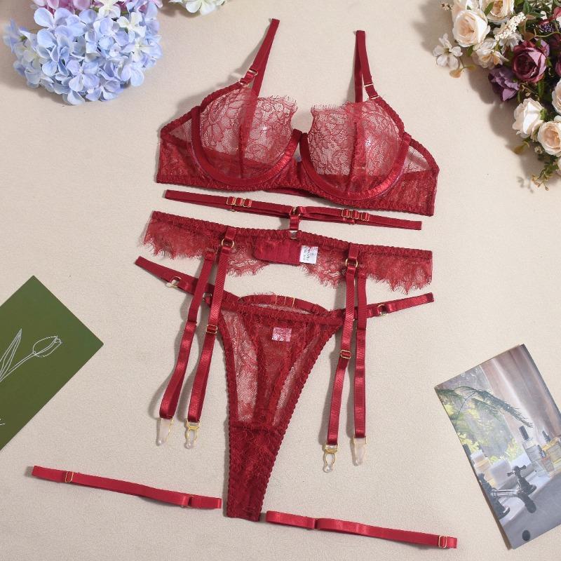 

Сексуальный кружевной бюстгальтер пояс сексуальное нижнее белье три предмета XL бордовый