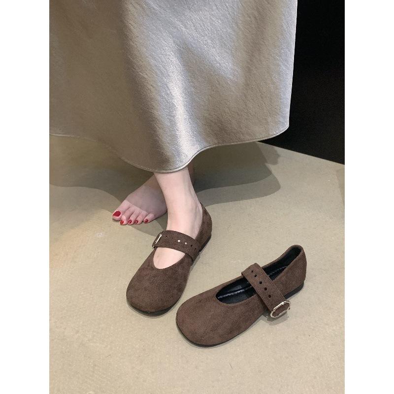 Korean version of round head suede one-word strap single shoes women's 2025 new autumn covered ancient leopard print velvet Mary Jane small le