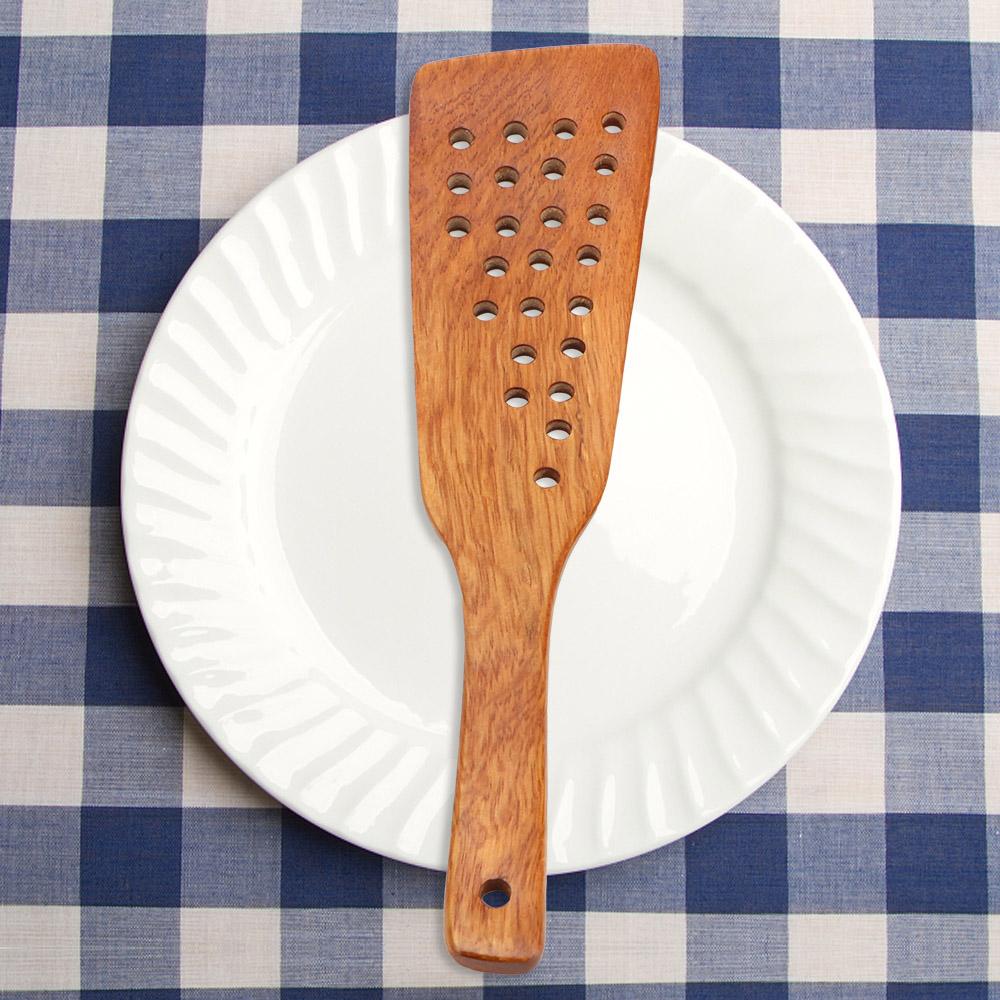 Non-Stick Pan Filter Shovel Kitchen Accessories Kitchen Cooking Tool Wooden Spatula 24 Holes Frying Steak Shovel