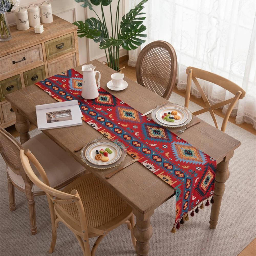 Floral Table Runner Spring Vintage Rose with Leaves Tassels Farmhouse Table Runners Decor for Dining Kitchen Table Wedding