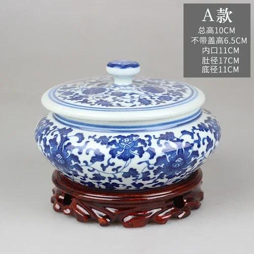 Vintage Ceramic Storage Jar with Lid Blue Flower Pattern Tea Caddy Living Room Ornament Flat Belly Ceramics Jar Home Decoration