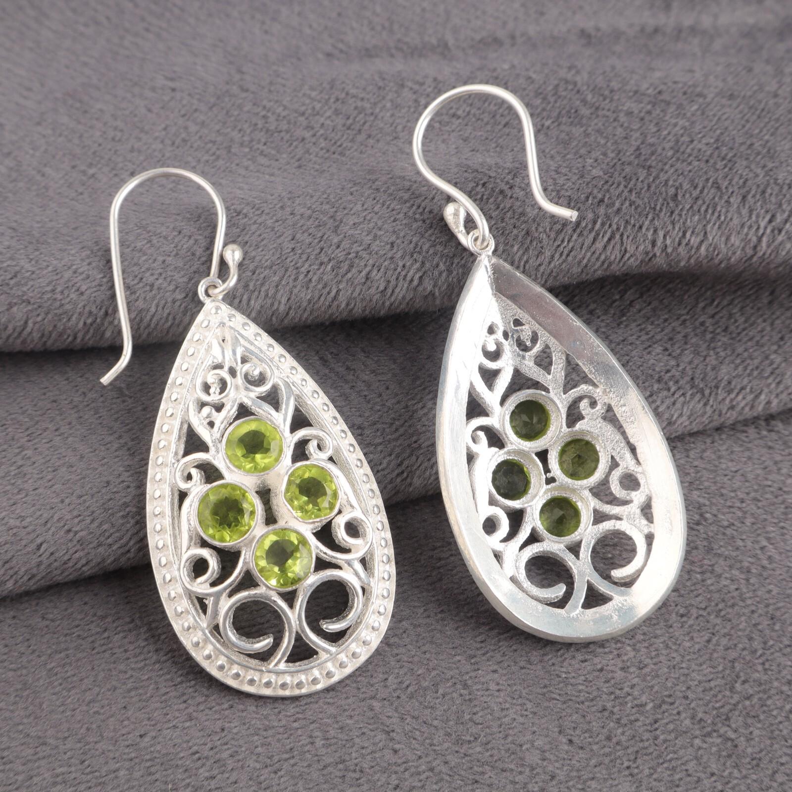 

Серьги ручной работы из стерлингового серебра 925 пробы с натуральным перидотом 2,25 дюйма, подарок для нее CE-17-4