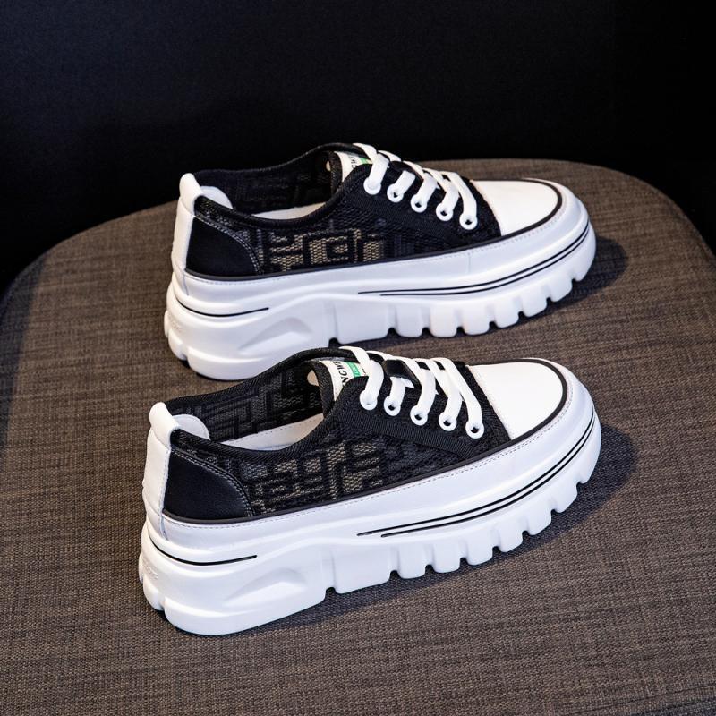 

Белые туфли женские летние тонкие платформы стелька увеличивающая рост женские туфли с сетчатой поверхностью женские дышащие сетчатые мягкие повседневные туфли 40 чёрный