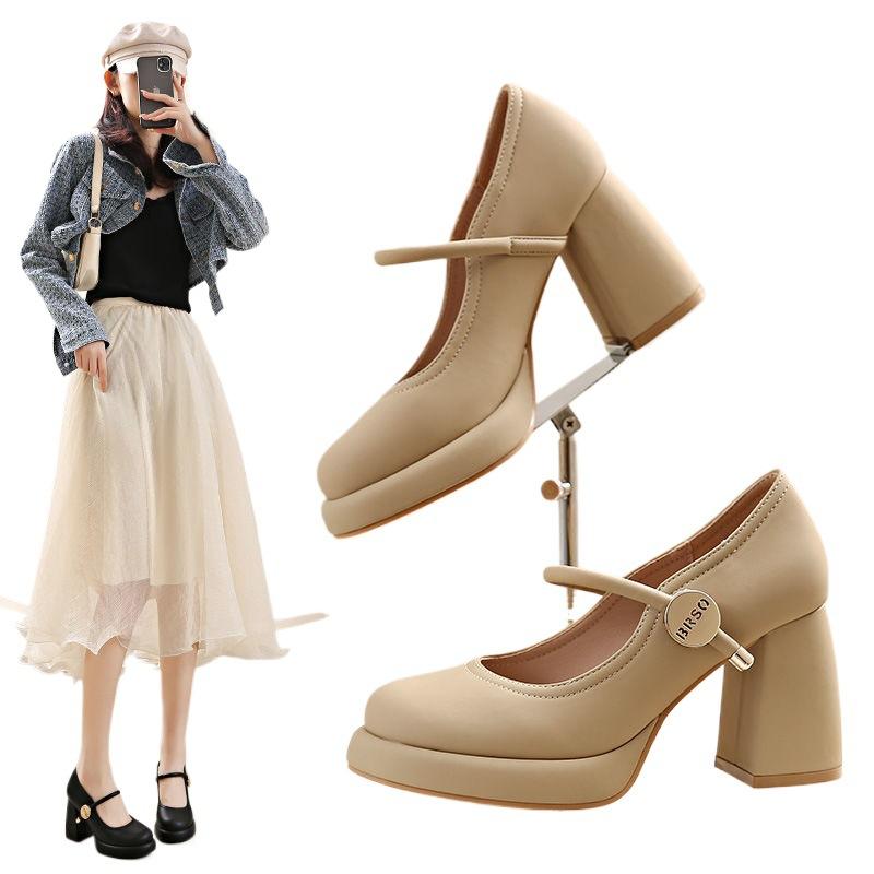 The new French Marie Jane women's shoes in 2025 are simple and atmospheric, full of gentleness, small people, thick high heels, and are versatile