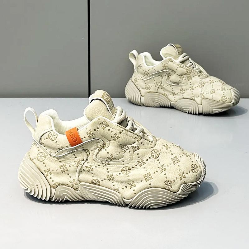 Low-top spring and autumn new casual shoes leather thick-soled printing comfortable handsome dad shoes 38