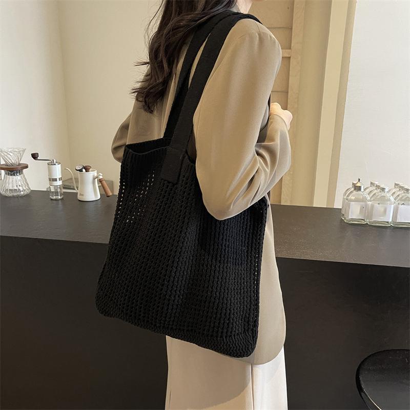 Women Shoulder Bags Large Capacity Crochet Tote Bag Fashion New Knitting Handbags Female Hollow Woven Shopping Bag
